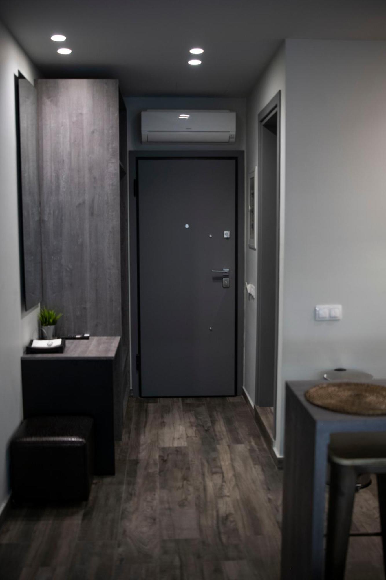 Rooster Suites Atina Dış mekan fotoğraf