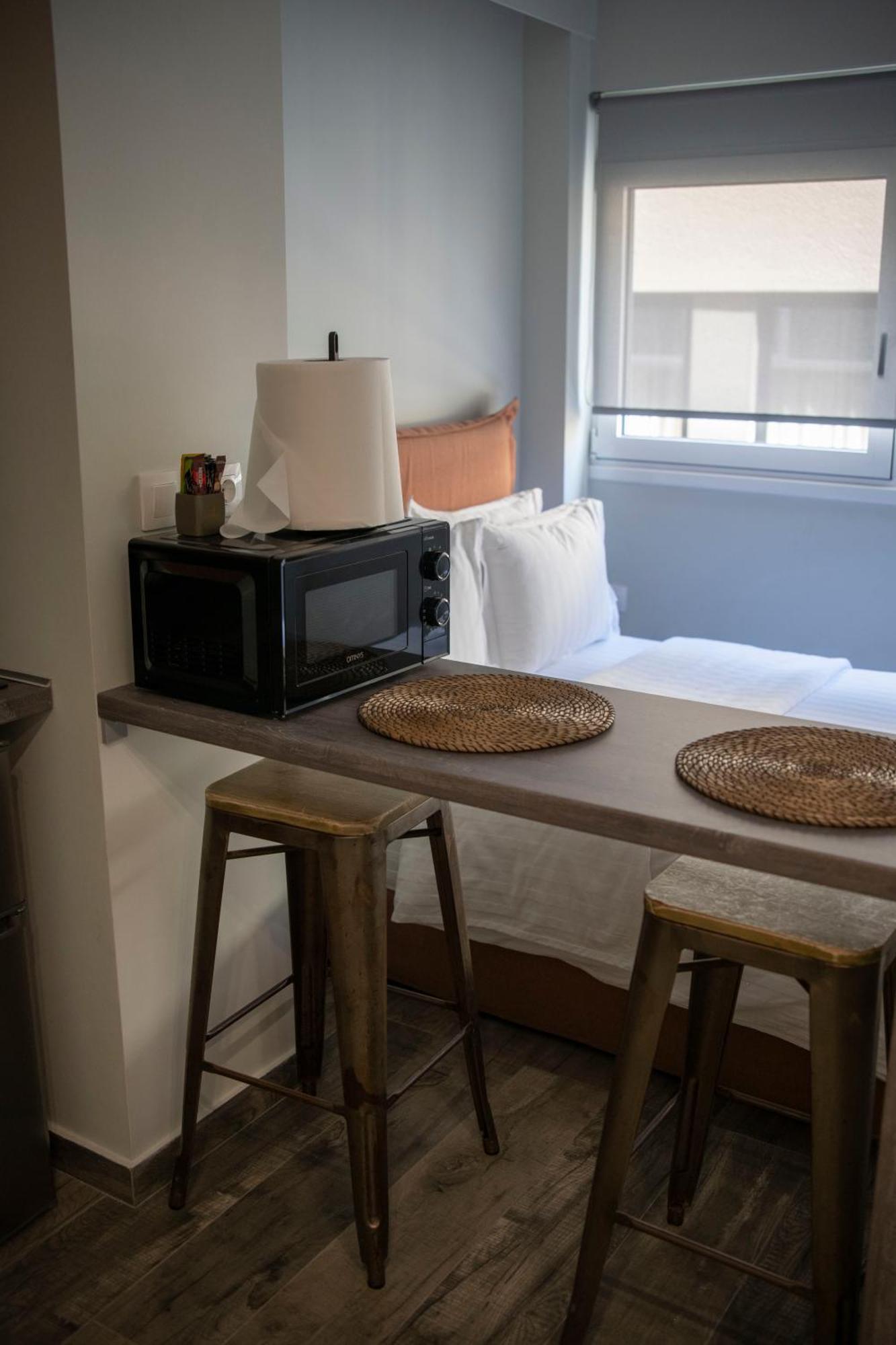 Rooster Suites Atina Dış mekan fotoğraf