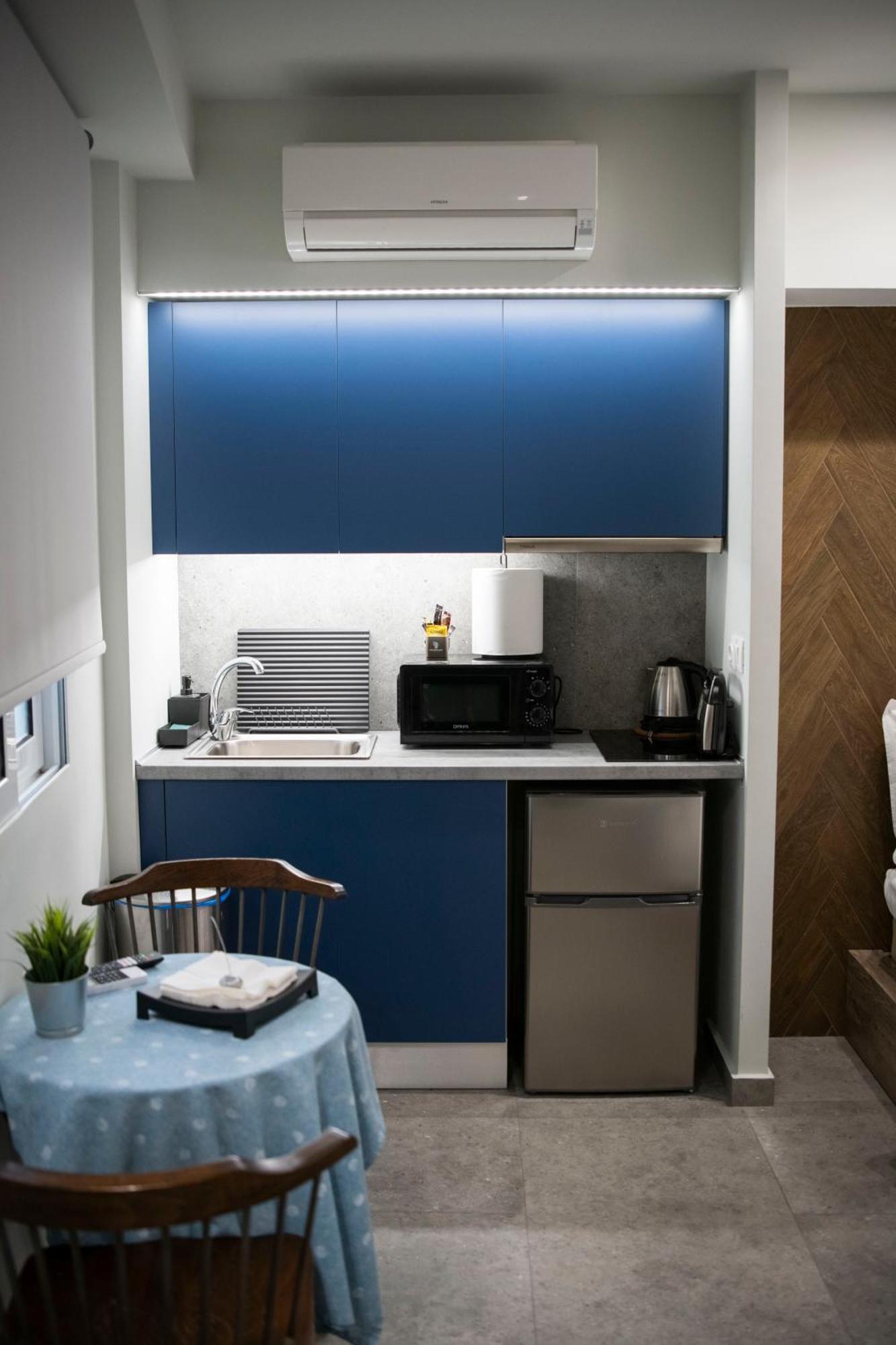 Rooster Suites Atina Dış mekan fotoğraf